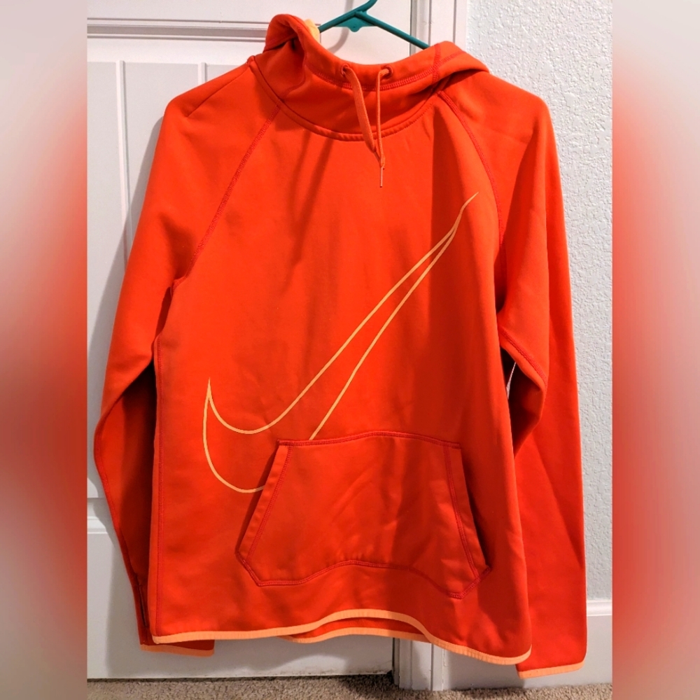 Women's Nike Sweatshirt